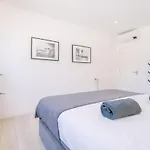 Spacious With Pool, Hot Tub And Large Garden Luz