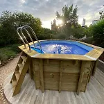 Villa Spacious With Pool, Hot Tub And Large Garden *